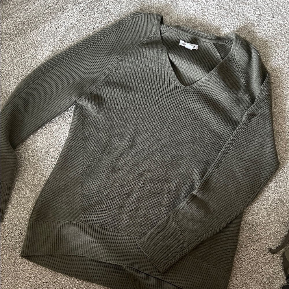 Olive Green Athleta V-Neck Women's Sweater